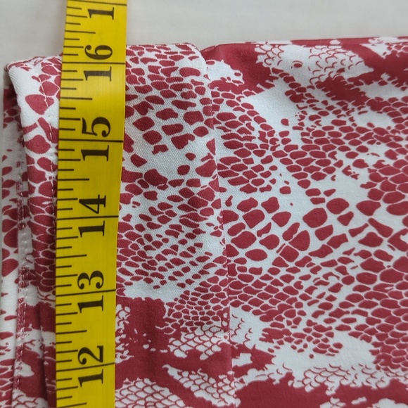 Krazy Larry Snakeskin Print TUMMY CONTROL Rayon Pants 12 Red White - Picture 14 of 15